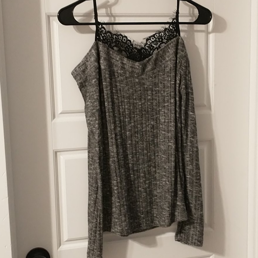 Off the shoulder long sleeve top